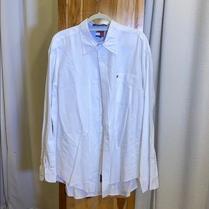Tommy Hilfiger XL men’s cotton button down